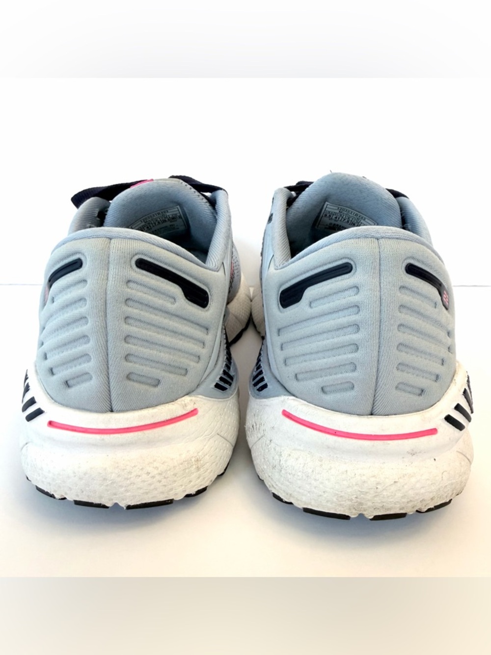 Brooks Adrenaline GTS 22 light blue gray and pink running shoes, size 9.5 - Picture 4 of 6